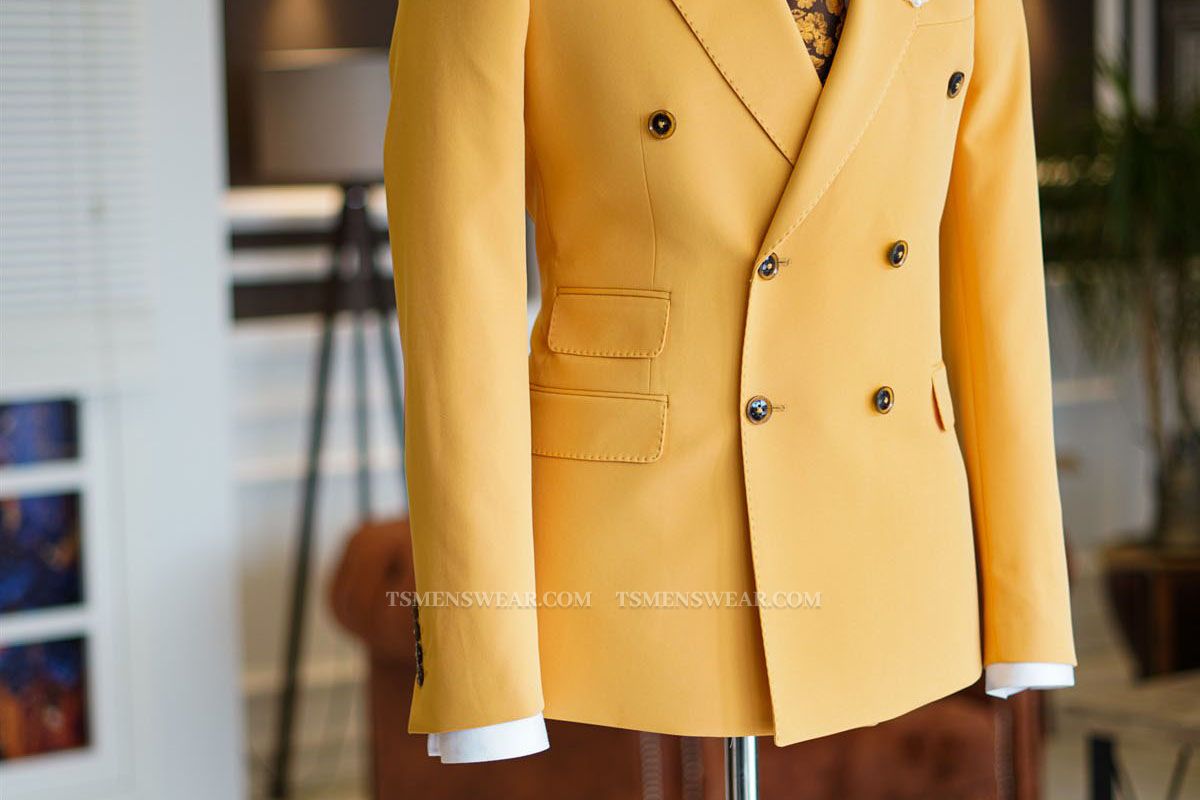 Nigel New Arrival Yellow Peaked Lapel Double Breasted Tailored Prom Suits